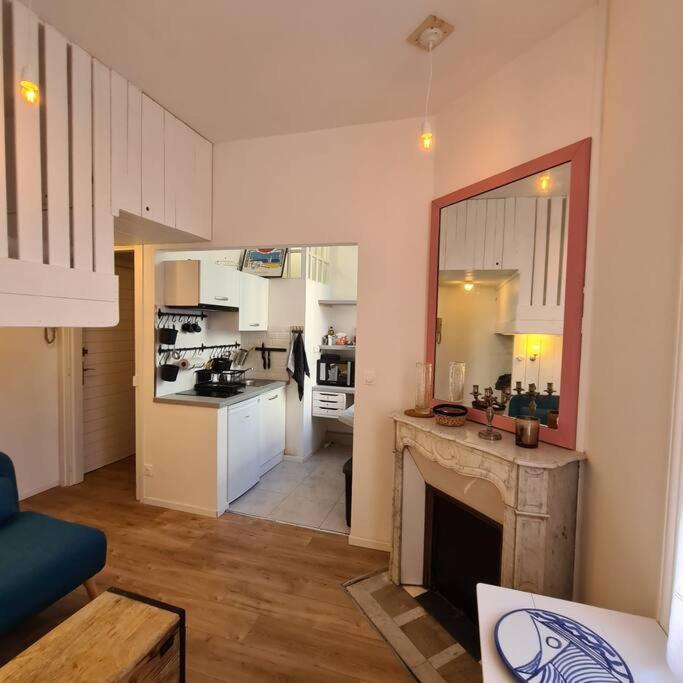 Beau Studio A 30M De La Plage / Beautiful Studio 30M From The Beach Trouville-sur-mer Exteriör bild